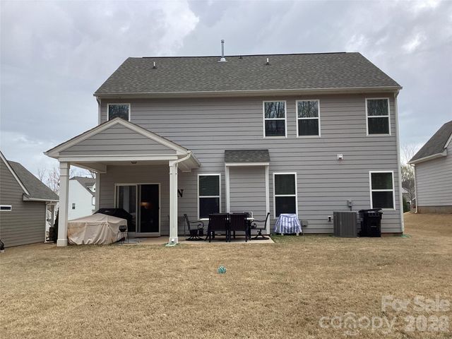 5135 Devonshire Road, Denver, NC 28037