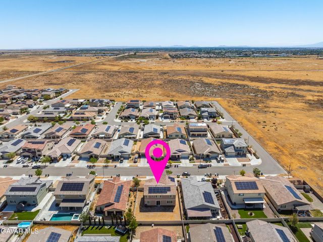 45025 W 43rd Street, Lancaster, CA 93536