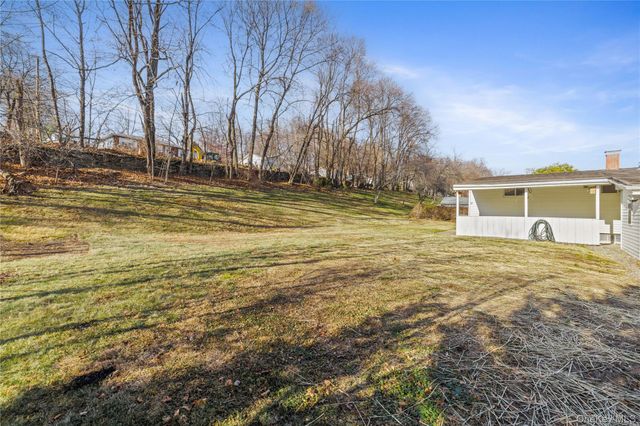 31 S Lexow Avenue, Nanuet, NY 10954