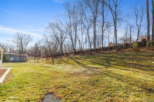 31 S Lexow Avenue, Nanuet, NY 10954