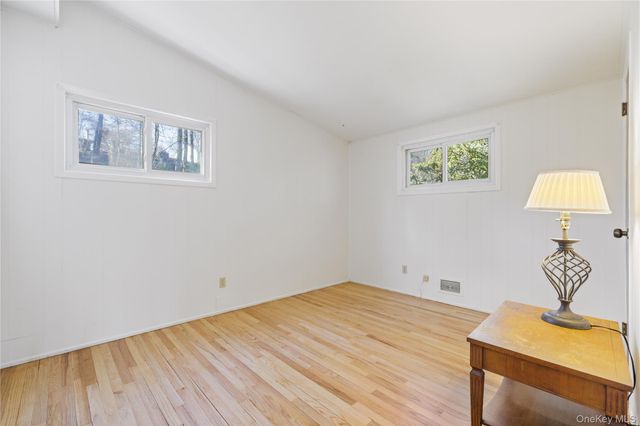 31 S Lexow Avenue, Nanuet, NY 10954