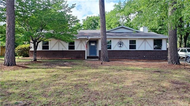 6858 Beaverstone Drive, Fayetteville, NC 28314