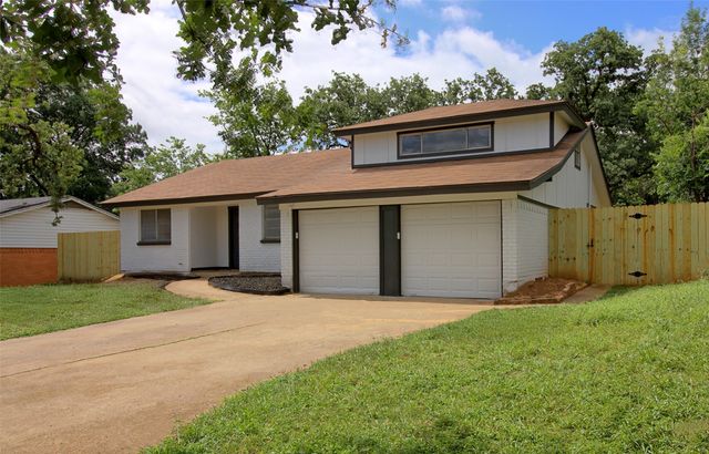 3424 Grady Street, Forest Hill, TX 76119