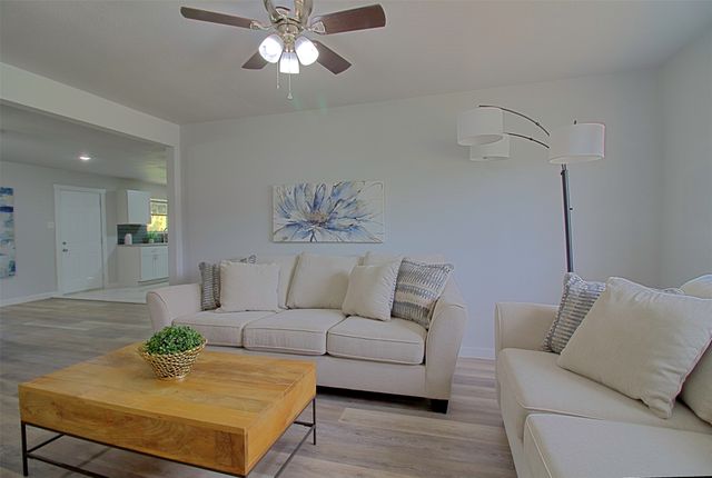 3424 Grady Street, Forest Hill, TX 76119