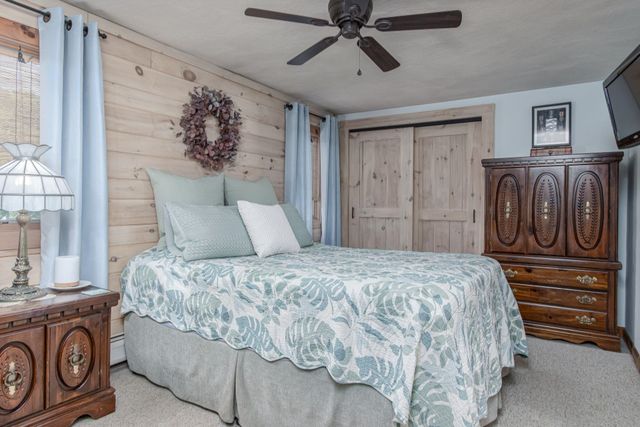 17 Island Pond Road, Hampstead, NH 03841