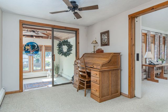 17 Island Pond Road, Hampstead, NH 03841