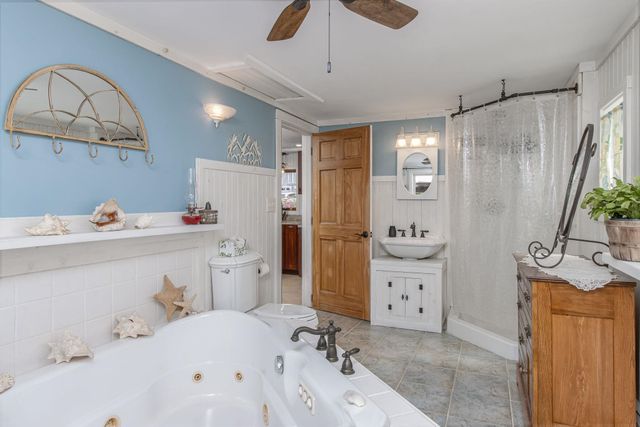 17 Island Pond Road, Hampstead, NH 03841