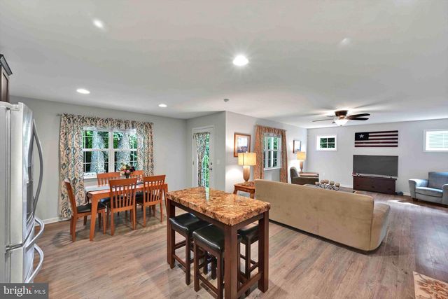 406 WENDOVER WAY, Lancaster, PA 17603