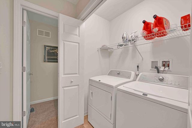 406 WENDOVER WAY, Lancaster, PA 17603