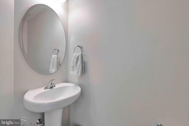 406 WENDOVER WAY, Lancaster, PA 17603