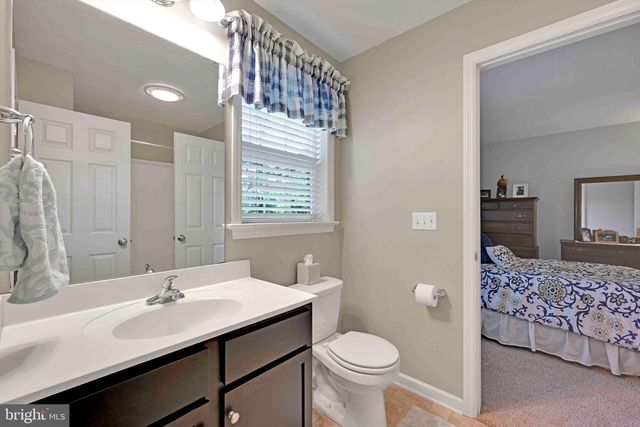 406 WENDOVER WAY, Lancaster, PA 17603