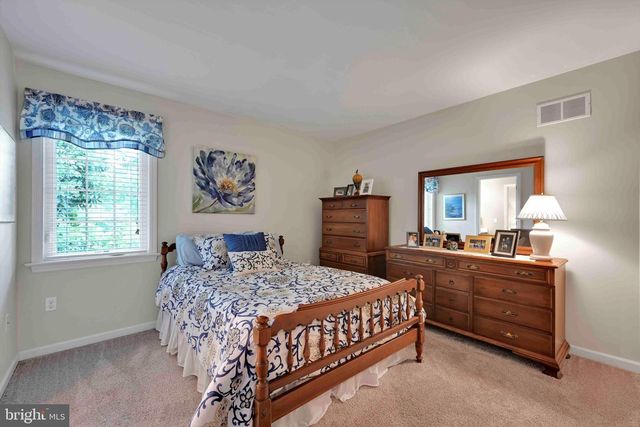 406 WENDOVER WAY, Lancaster, PA 17603