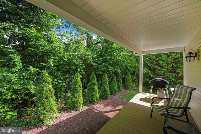 406 WENDOVER WAY, Lancaster, PA 17603