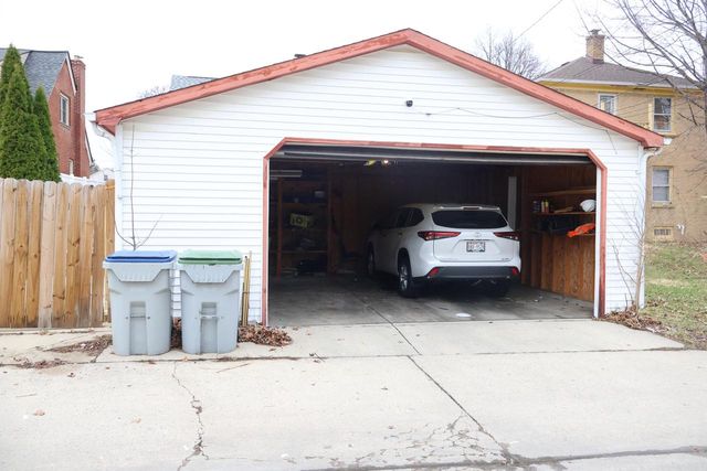 3718 N 57th STREET, Milwaukee, WI 53216