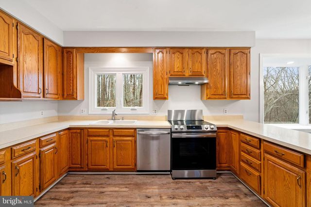 5130 CANNON BLUFF DR, Woodbridge, VA 22192