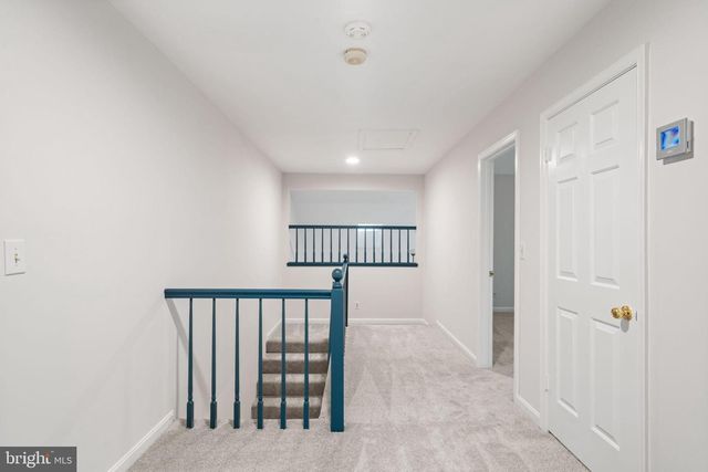 5130 CANNON BLUFF DR, Woodbridge, VA 22192