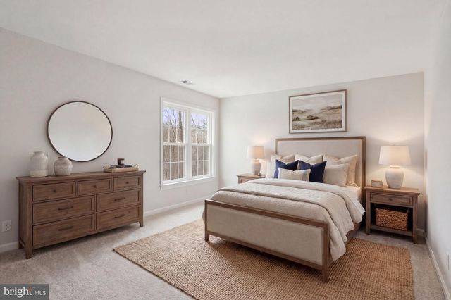 5130 CANNON BLUFF DR, Woodbridge, VA 22192