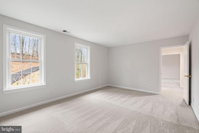 5130 CANNON BLUFF DR, Woodbridge, VA 22192