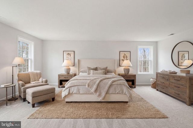 5130 CANNON BLUFF DR, Woodbridge, VA 22192