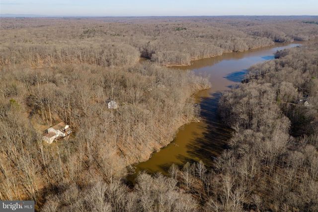 5130 CANNON BLUFF DR, Woodbridge, VA 22192