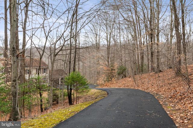 5130 CANNON BLUFF DR, Woodbridge, VA 22192