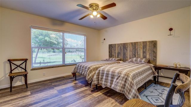 560 OAKFORD ROAD, Sarasota, FL 34240