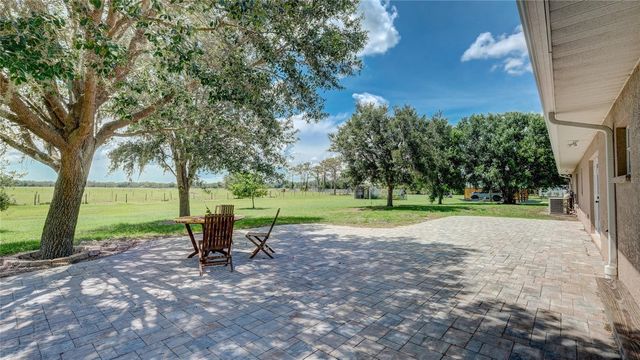 560 OAKFORD ROAD, Sarasota, FL 34240