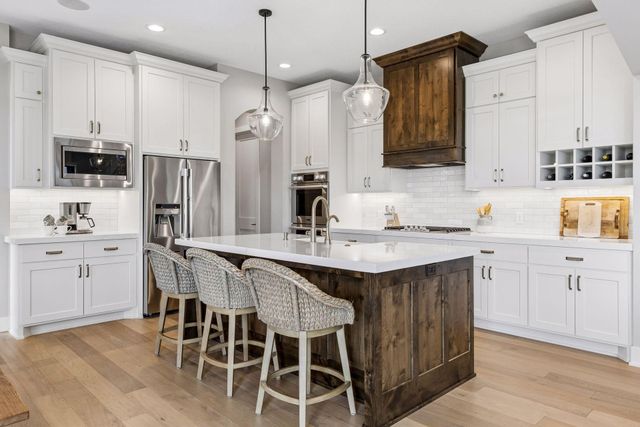 6356 Yuma Lane N, Maple Grove, MN 55311