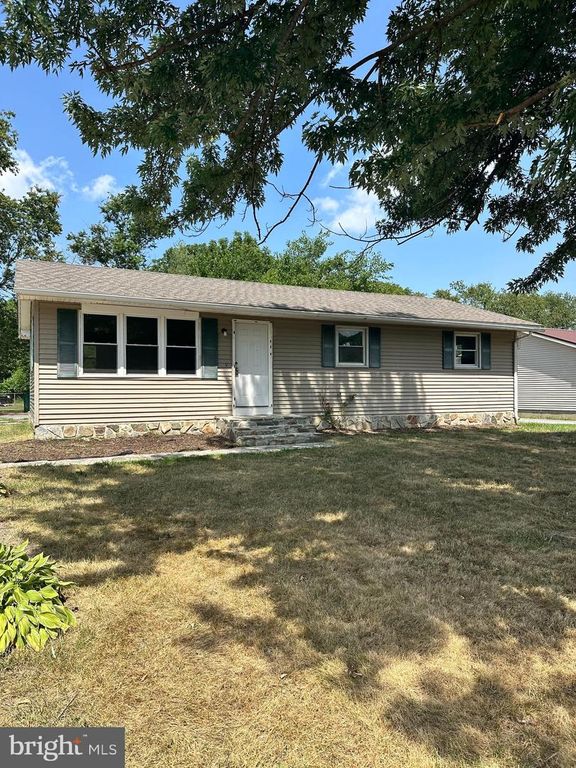 111 LINGO DR, Dover, DE 19901