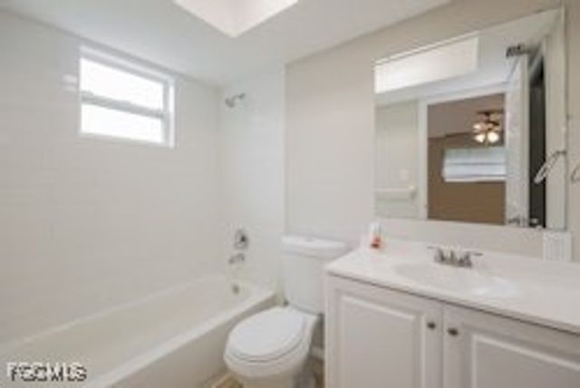 12613 7th ST, Fort Myers, FL 33905