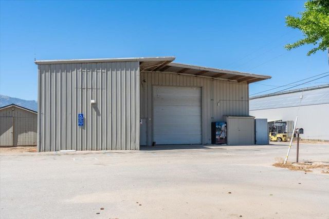 23820 Potter Road, Salinas, CA 93908