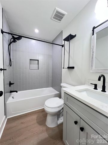 1003 N Cansler Street, Kings Mountain, NC 28086