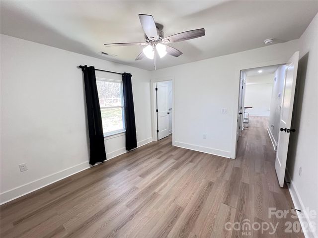 1003 N Cansler Street, Kings Mountain, NC 28086