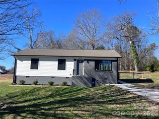 1003 N Cansler Street, Kings Mountain, NC 28086