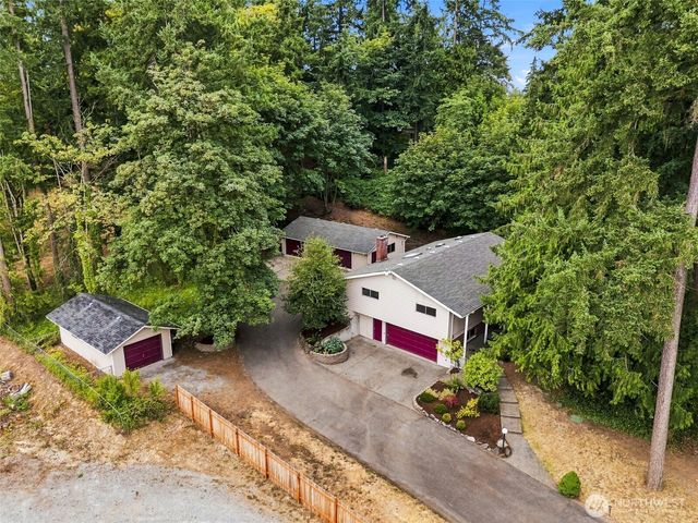 7412 104th Street E, Puyallup, WA 98373