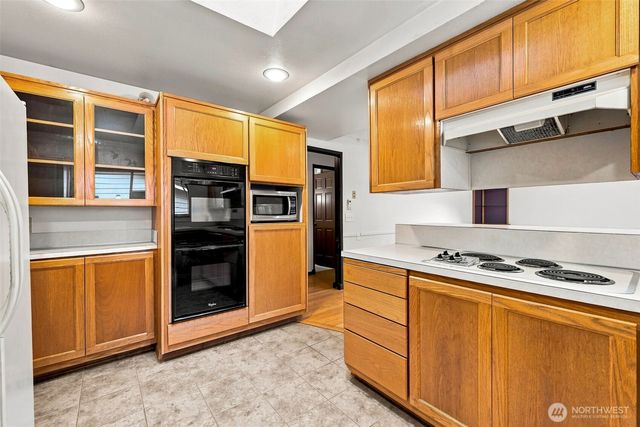 7412 104th Street E, Puyallup, WA 98373