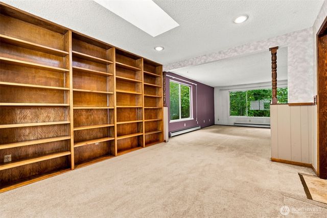 7412 104th Street E, Puyallup, WA 98373