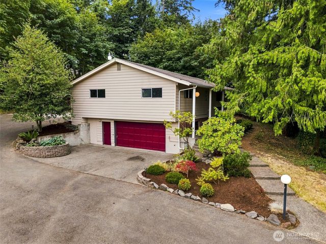 7412 104th Street E, Puyallup, WA 98373