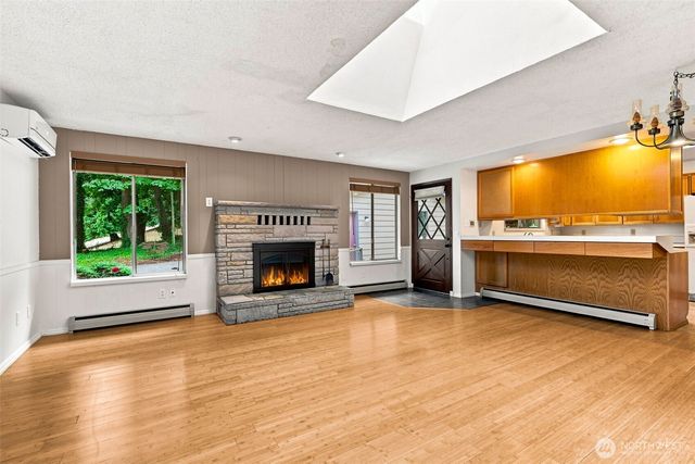 7412 104th Street E, Puyallup, WA 98373