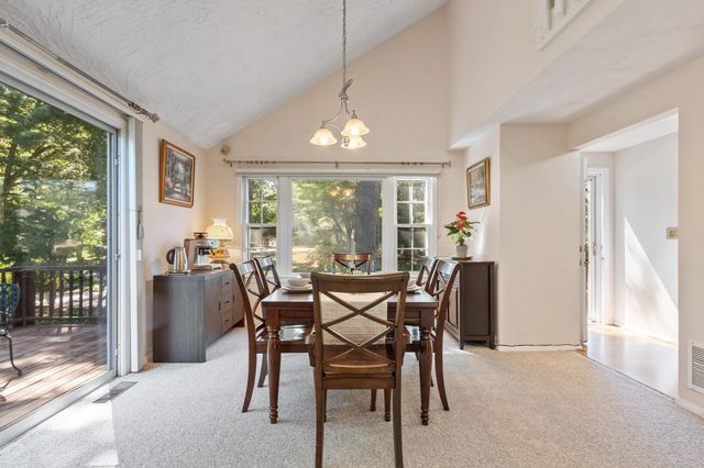 47 Cortland Ln 47, Boxborough, MA 01719
