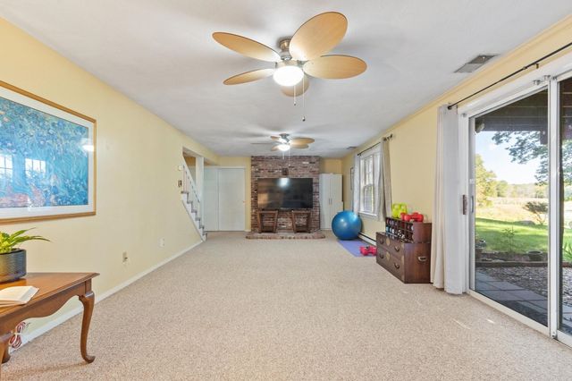 47 Cortland Ln 47, Boxborough, MA 01719