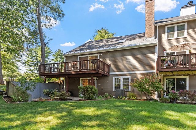 47 Cortland Ln 47, Boxborough, MA 01719
