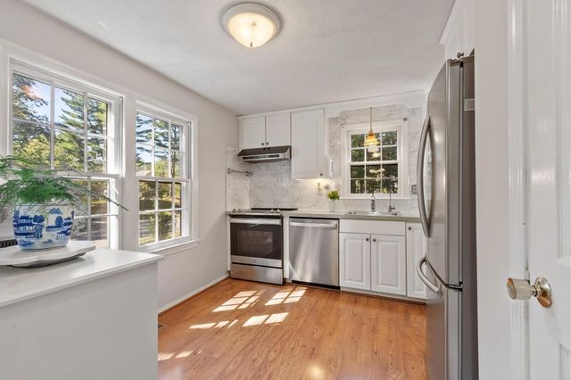 47 Cortland Ln 47, Boxborough, MA 01719
