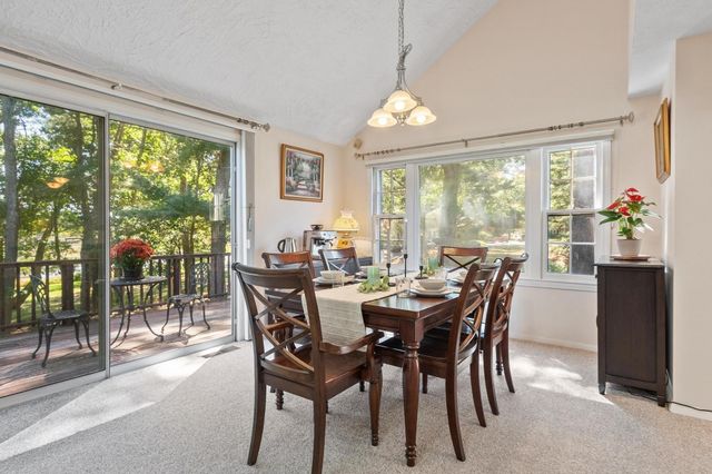 47 Cortland Ln 47, Boxborough, MA 01719