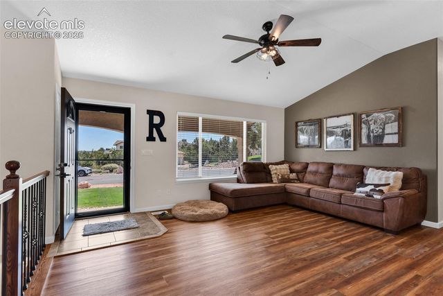 35 Cougar Loop, Canon City, CO 81212