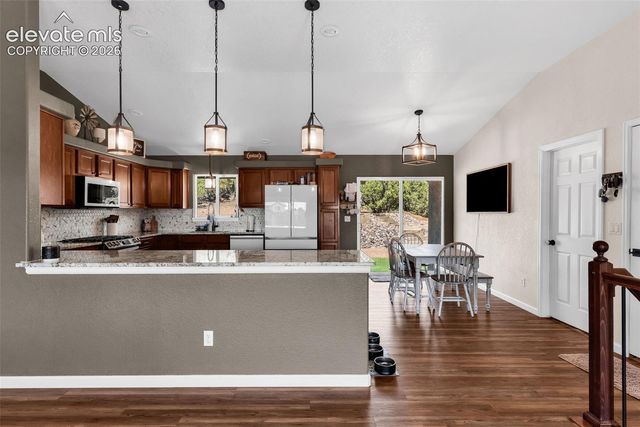 35 Cougar Loop, Canon City, CO 81212