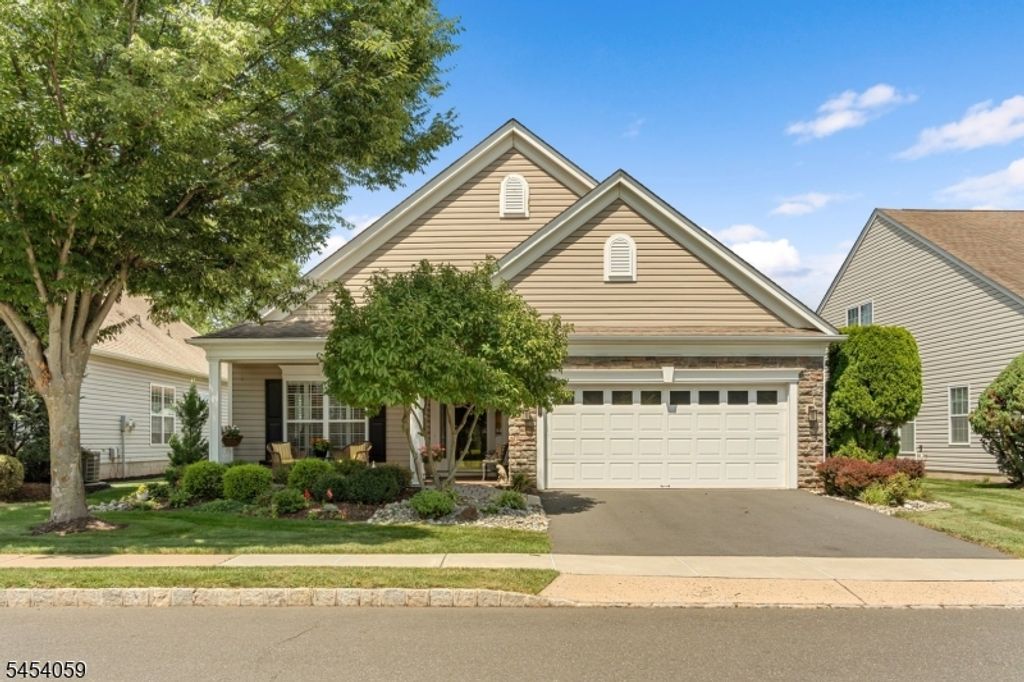 441 Crossfields Ln, Franklin Twp., NJ 08873 — photo 2