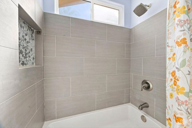 2705 Macau Street, Bakersfield, CA 93313