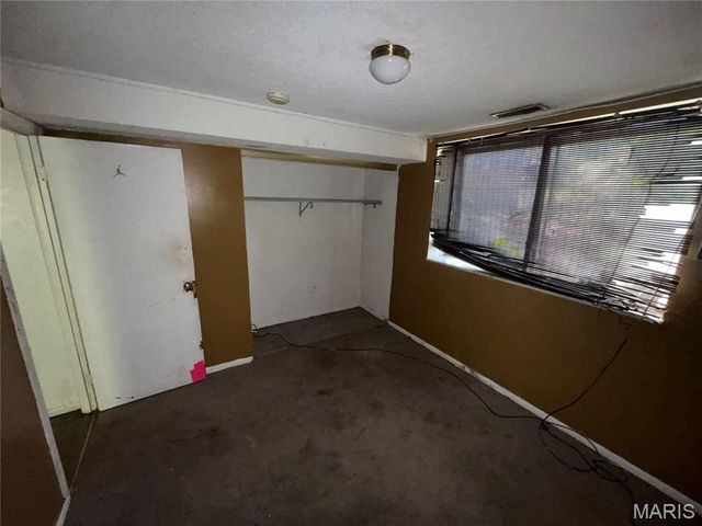 12582 Springtrail Drive, Black Jack, MO 63033