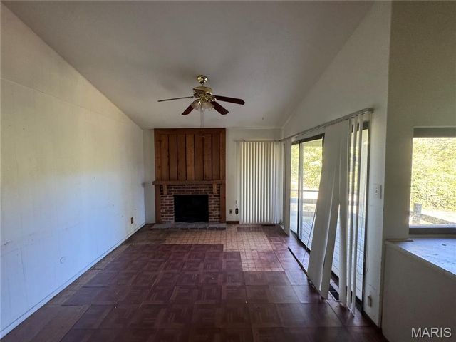 12582 Springtrail Drive, Black Jack, MO 63033